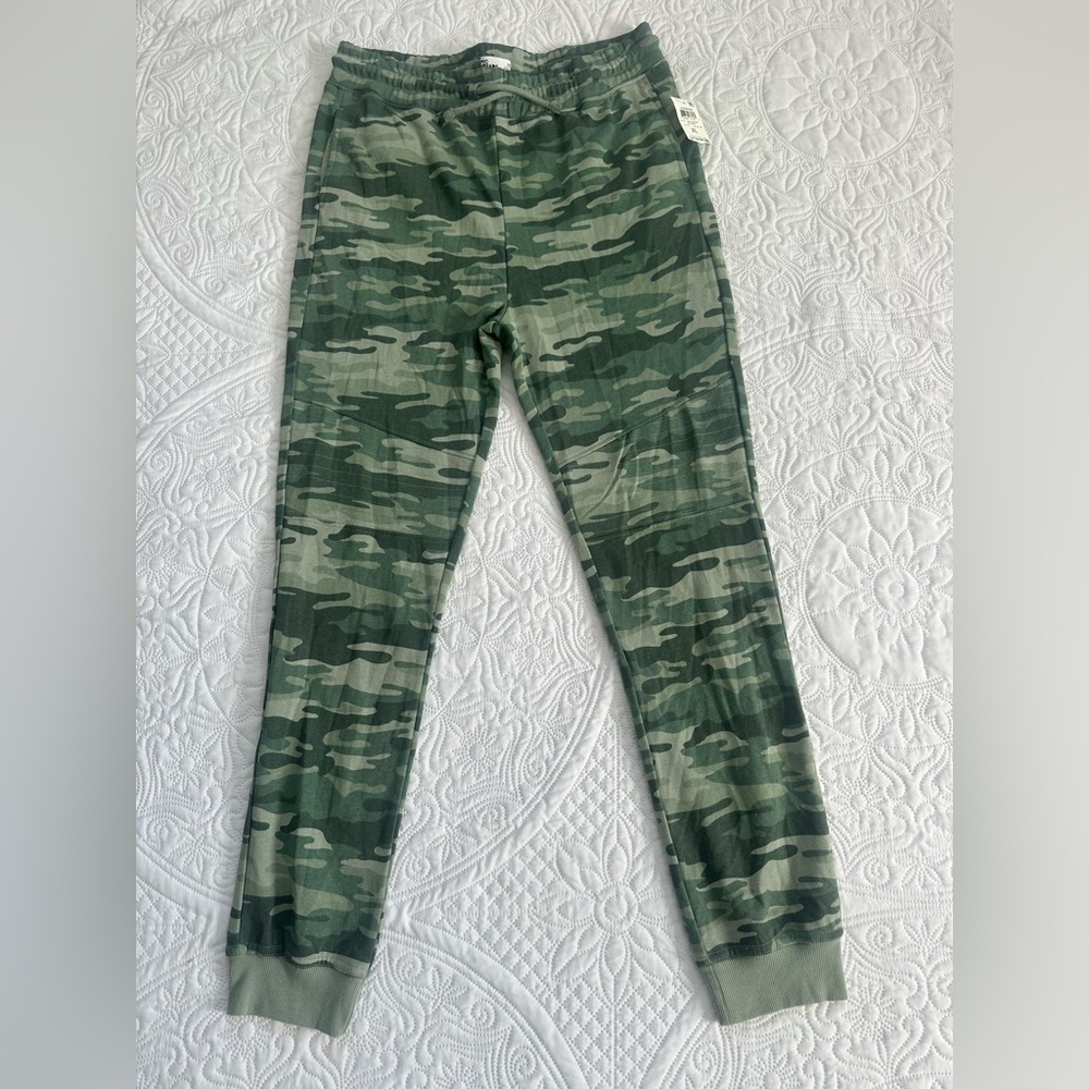 Epic Threads women's camouflage jogger pants, size XL